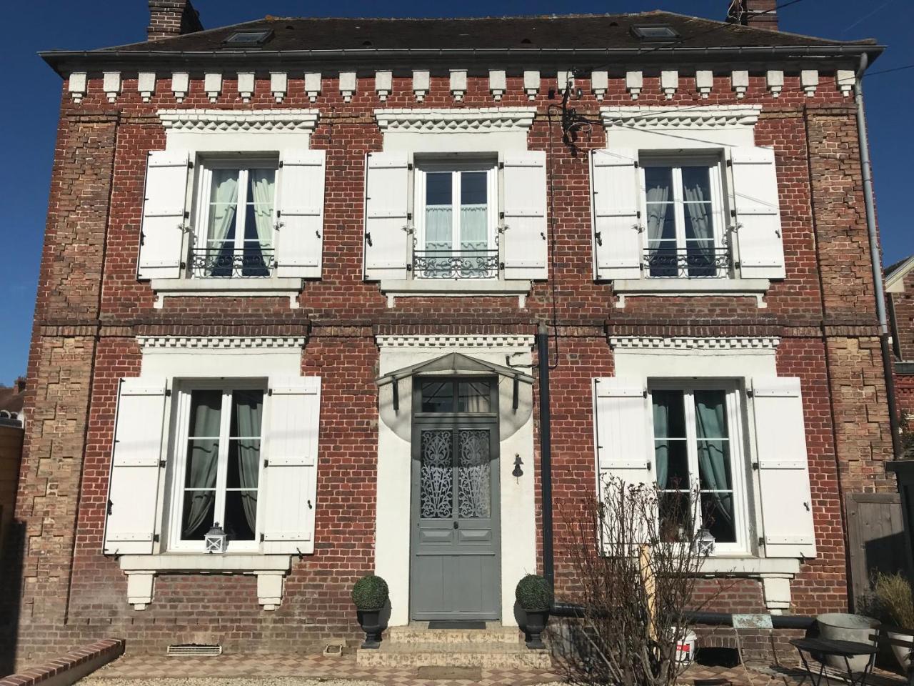 La Parenthese Epicurienne Bed and Breakfast Beauvais Zewnętrze zdjęcie