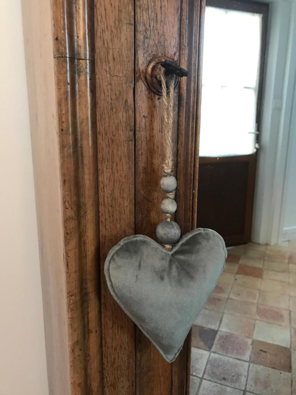 La Parenthese Epicurienne Bed and Breakfast Beauvais Zewnętrze zdjęcie